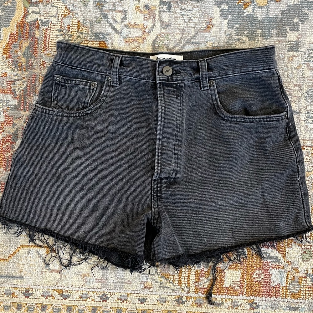 Reformation Jeans cutoff shorts size 29, Havana wash